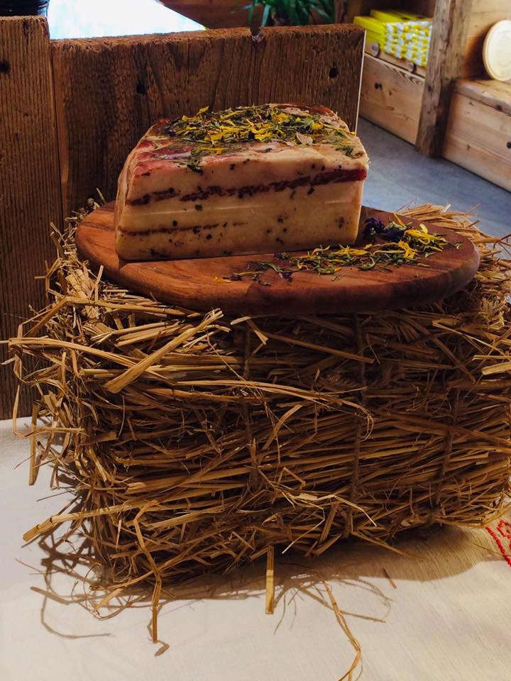lardo alle erbe e fiori di primiero e guanciale
